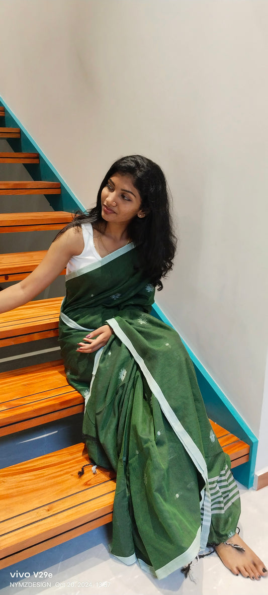 EMERALD GREEN-KHADI COTTON SAREE WITH THREAD WOVEN FLORAL BUTTAS AND SIMPLE BORDER