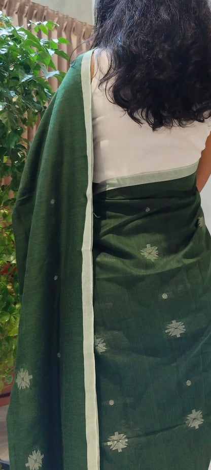 EMERALD GREEN-KHADI COTTON SAREE WITH THREAD WOVEN FLORAL BUTTAS AND SIMPLE BORDER