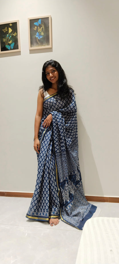 TRADITIONAL PRINTED COTTON SAREE WITH SMALL ZARI BORDER