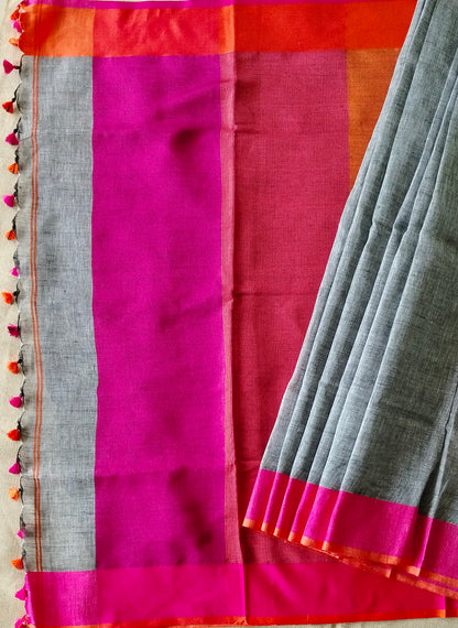 GREY PLAIN LINEN SAREE WITH ORANGE AND PINK BORDER AND CONTRAST PALLU